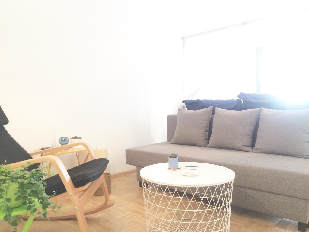 In Swiss - Downtown Rhine Riverside Luxury Apartment *